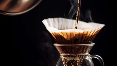 Kawa przelewowa czy kawa z dripa? Która lepsza.