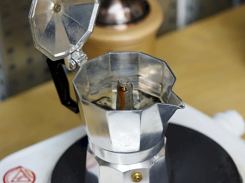 kawiarka aluminiowa zaparzenie kawy